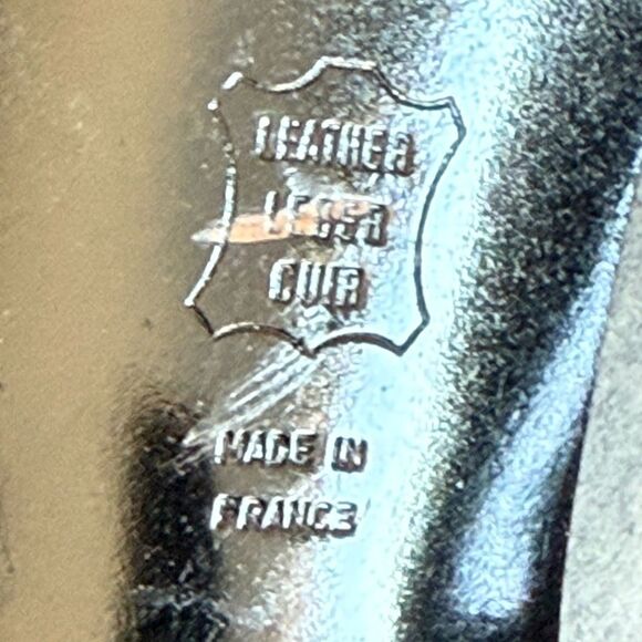 Charles Jourdan Classic Gray Suede Heels - Picture 11 of 12